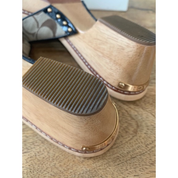 Vintage Coach Lee Sandal Signature Logo Cavas Wood Heel Patent Leather Women 8.5 - Picture 10 of 16